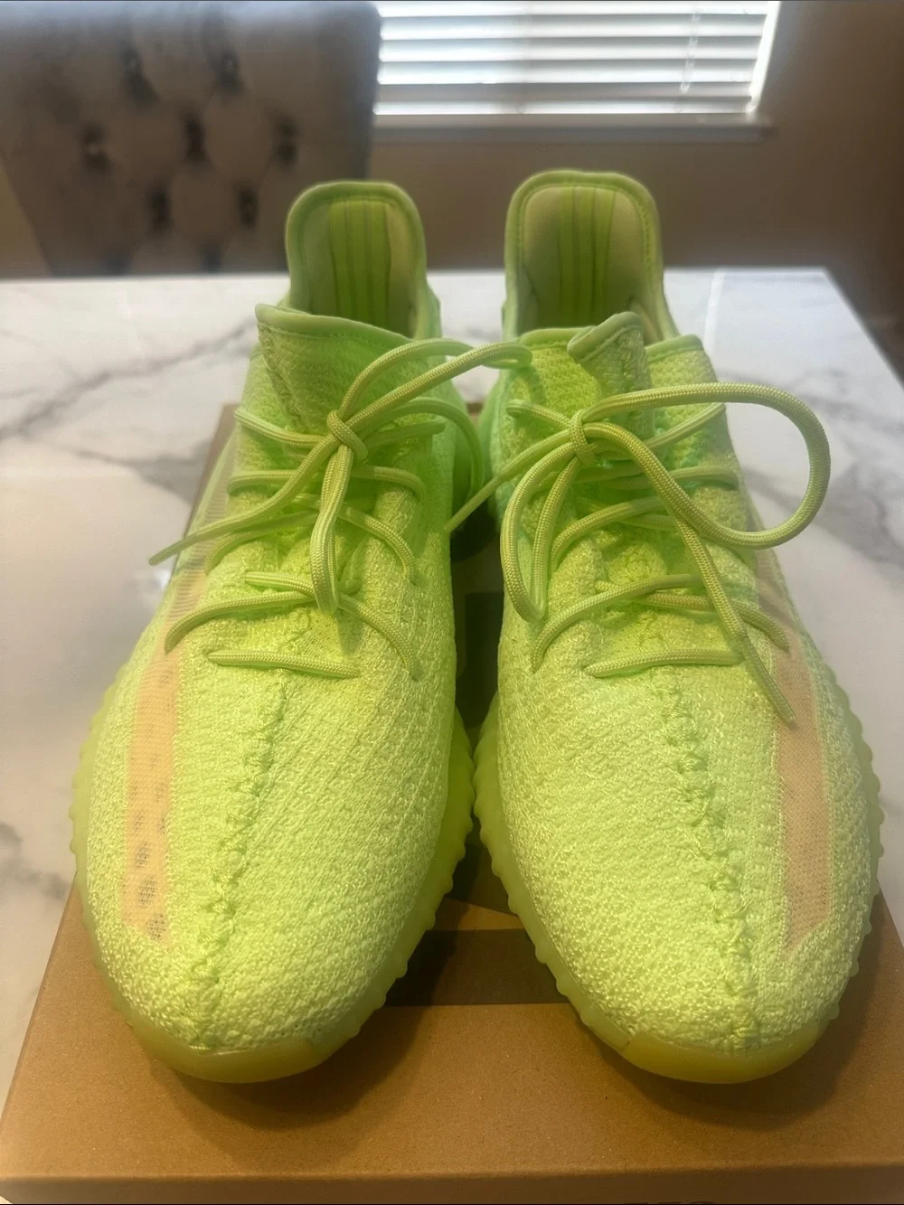 Yeezy Boost 350 V2 GID - GLOW